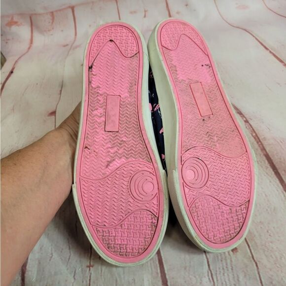 Old Navy Flamingo sneakers 3 - Picture 6 of 7